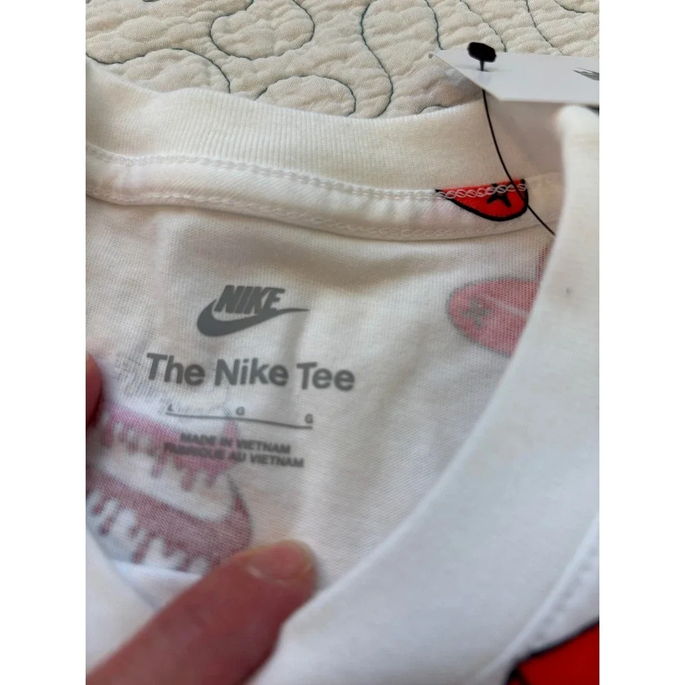 Nike Kids Short Sleeved Shirt Drip Print Ice Cream and Sneakers Size Large‎ #40